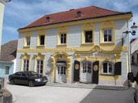 alte apotheke weitra 001  die alte apotheke liegt mitten in der altstadt von weitra, und ist seit 1756 in familienbesitz